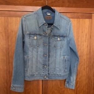 Levi’s light blue denim jacket.